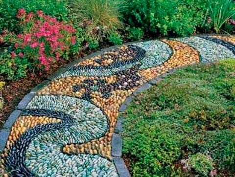 Как сделать мозаичную садовую дорожку